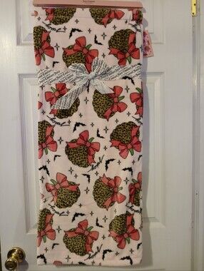 Juicy Couture NWT Plush Throw -Leopard Pumpkins & Bowz ONLY ONE